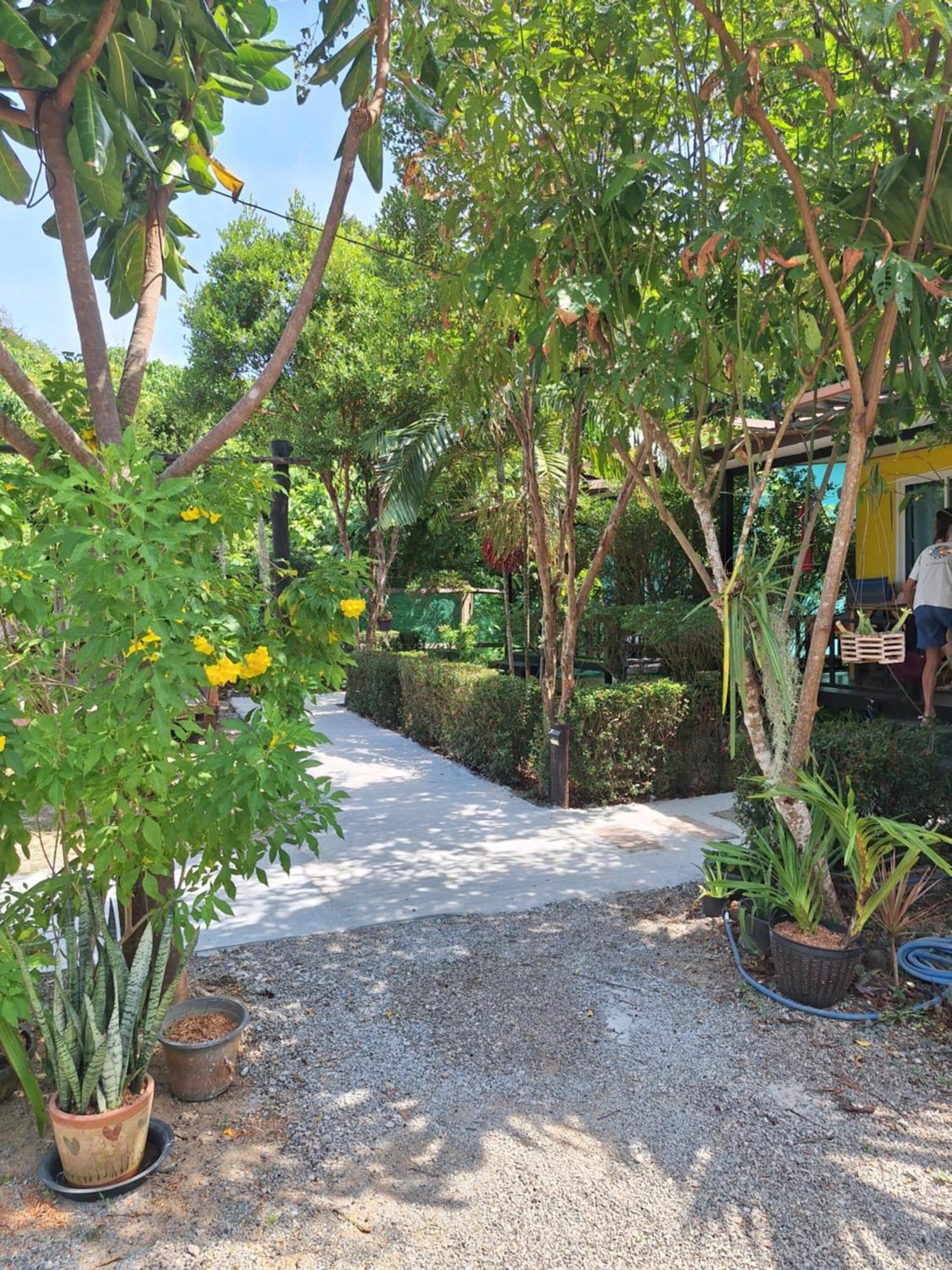 Lanta Happy House Hotel Ko Lanta Kültér fotó